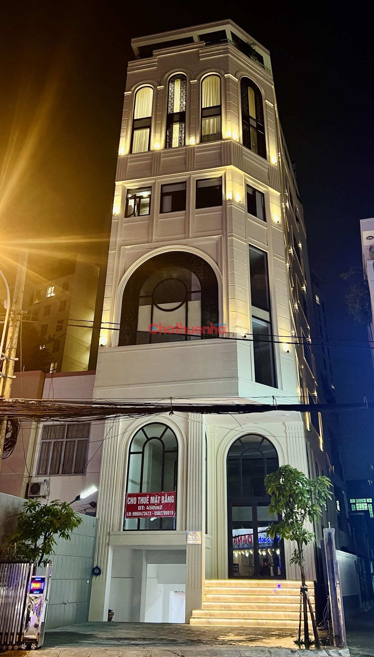 CHO THUÊ SIÊU PHẨM TÒA NHÀ GÓC 2MT LÊ QUANG ĐỊNH - VÀO KINH DOANH NGAY