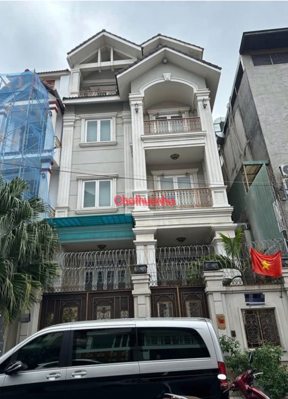 CHO THUÊ BIỆT THỰ MẶT TIỀN ĐƯỜNG HOA ĐÀO, PHÚ NHUẬN - NGANG 8M - CÓ HẦM