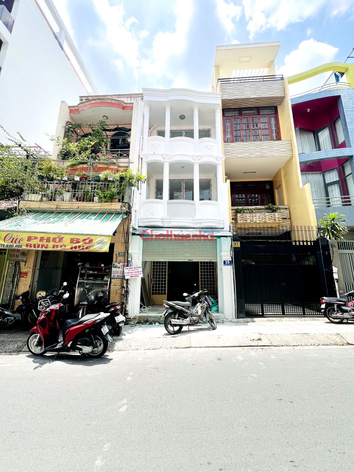 Cho thuê mặt bằng tầng 1 - mặt tiền Huỳnh Khương Ninh, Quận 1