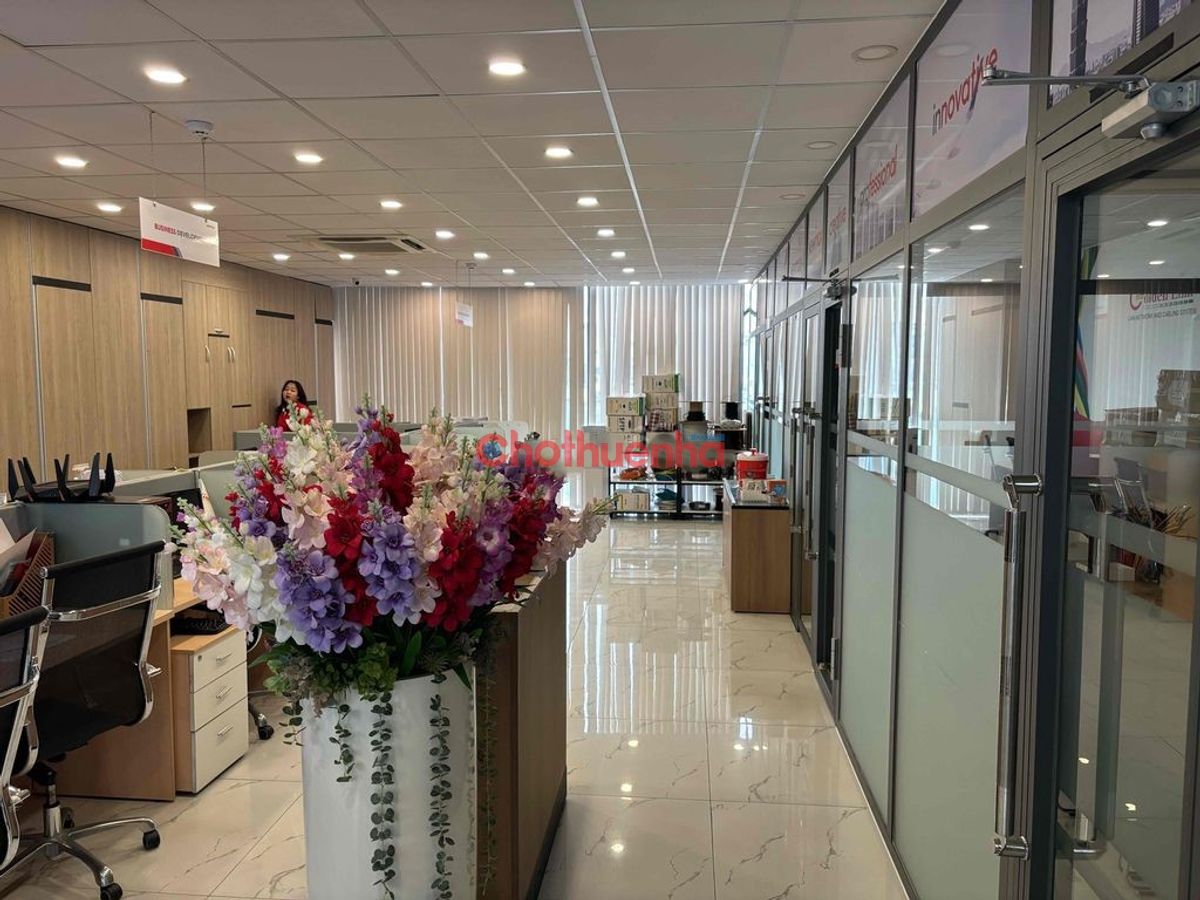 Cho thuê tầng 4 Nguyễn Trọng Tuyển Phú Nhuận