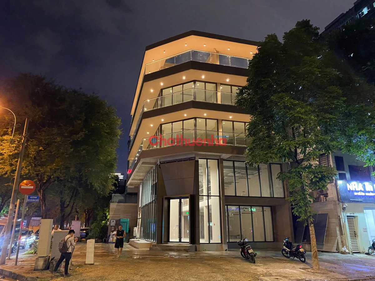 Cho thuê nhà Góc 2 Mặt tiền Làm Thương hiệu  Nguyễn Đình Chiểu - Phùng Khắc Khoang phường Dakao quận 1 