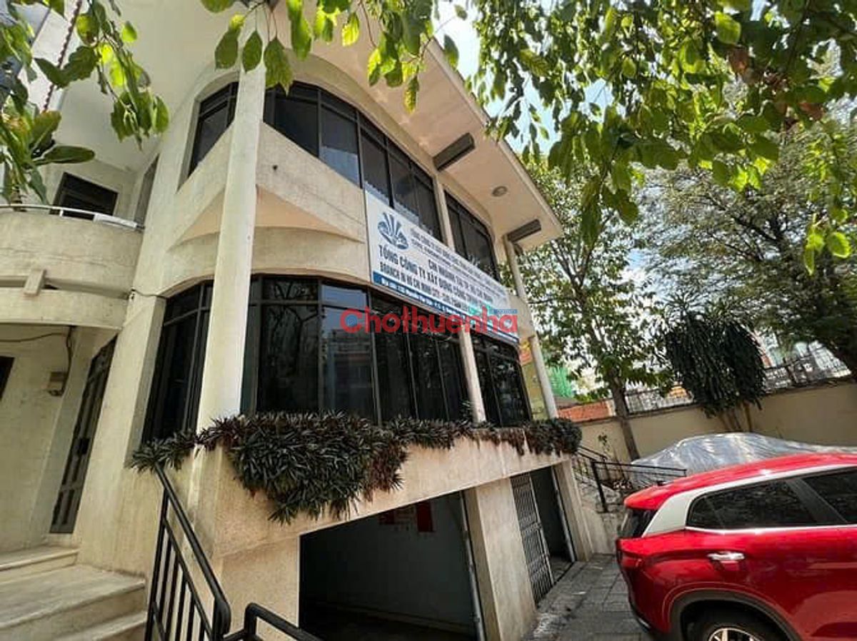 CHO THUÊ BIỆT THỰ MẶT TIỀN NGUYỄN VĂN ĐẬU QUẬN BÌNH THẠNH - MẶT TIỀN NGANG 15 MÉT