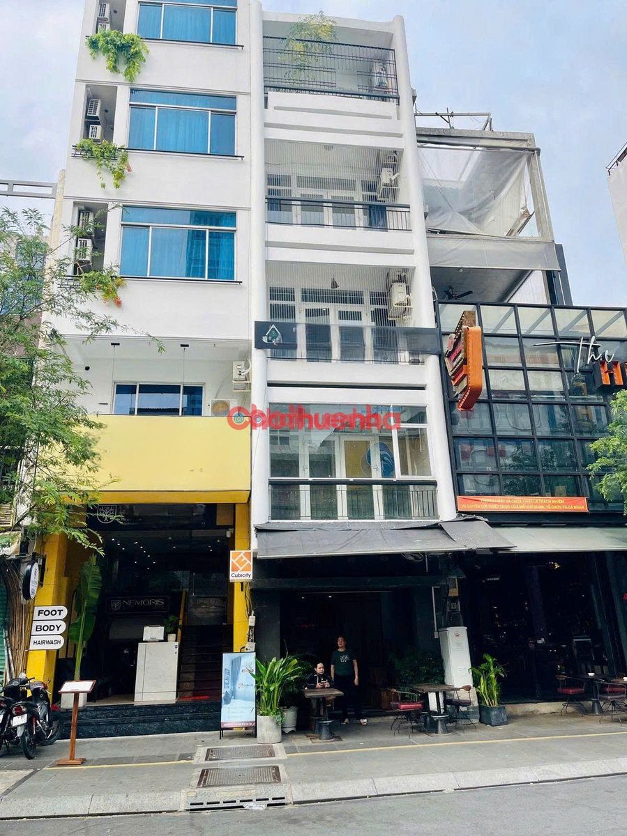 CHO THUÊ NHÀ MẶT TIỀN ĐỀ THÁM, PHẠM NGŨ LÃO, QUẬN 1 - NGANG 5M DÀI 20M 