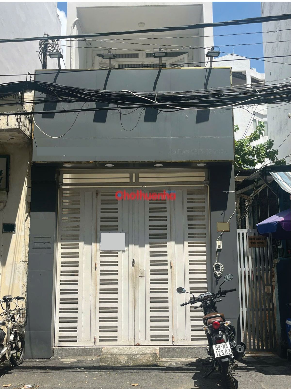 CHO THUÊ MẶT BẰNG KINH DOANH SẦM UẤT NGAY CƯ XÁ ĐÔ THÀNH QUẬN 3