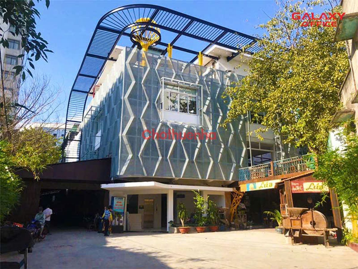 CHO THUÊ NHÀ DIỆN TÍCH LỚN RẤT PHÙ HỢP KINH DOANH VĂN PHÒNG...SÀN 1000M2