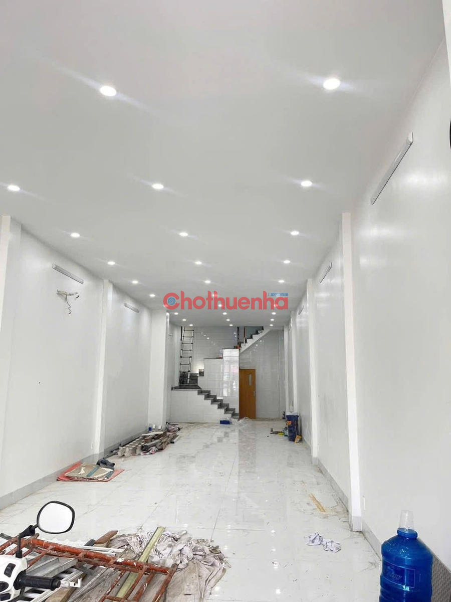 CHO THUÊ NGUYÊN CĂN - MẶT TIỀN KINH DOANH ĐƯỜNG CÁCH MẠNG THÁNG 8, QUẬN TÂN BÌNH