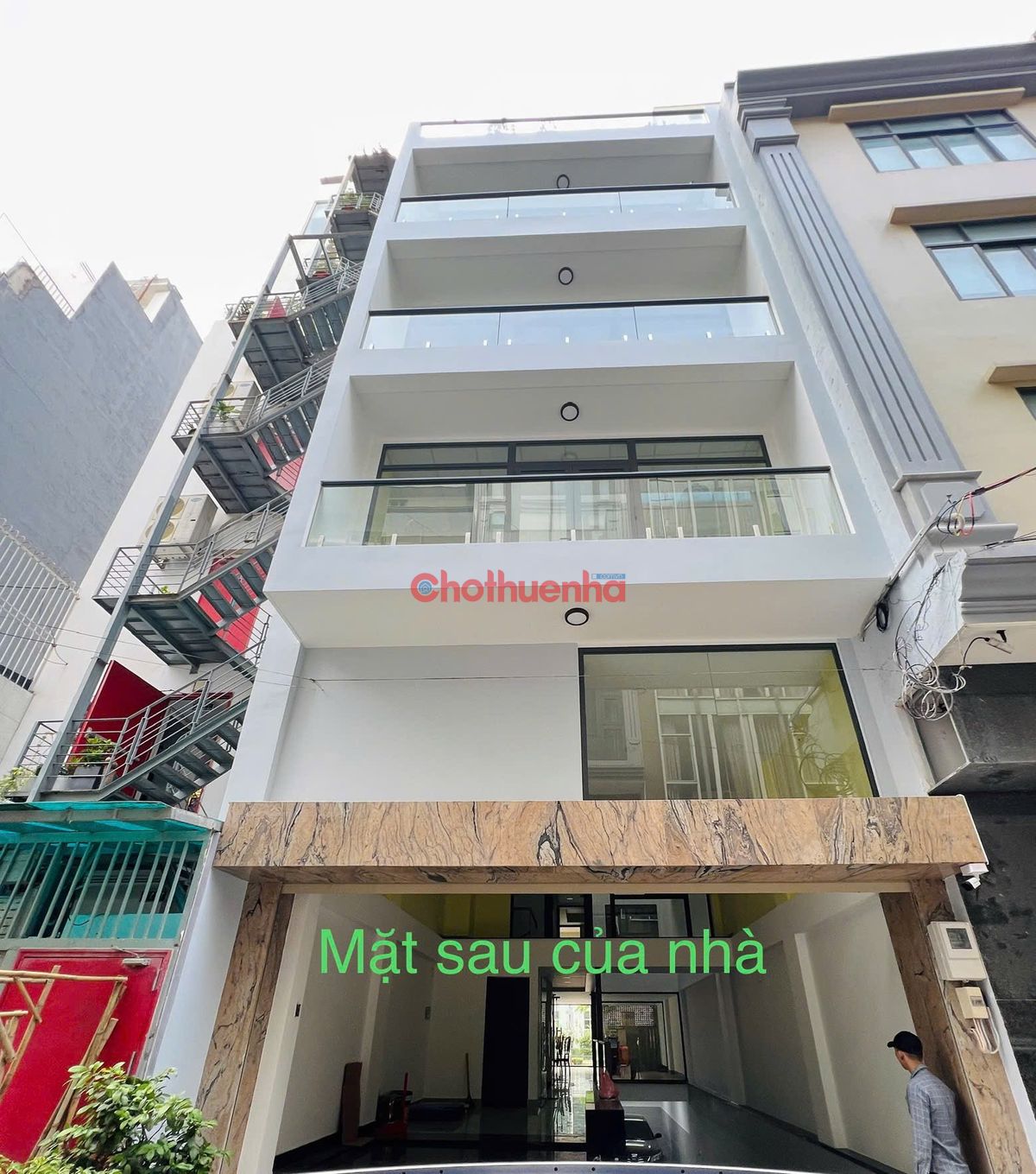 CHO THUÊ NHÀ NGUYÊN CĂN CÓ HẦM, THANG MÁY, SẴN PCCC - LÝ THƯỜNG KIỆT - QUẬN 10