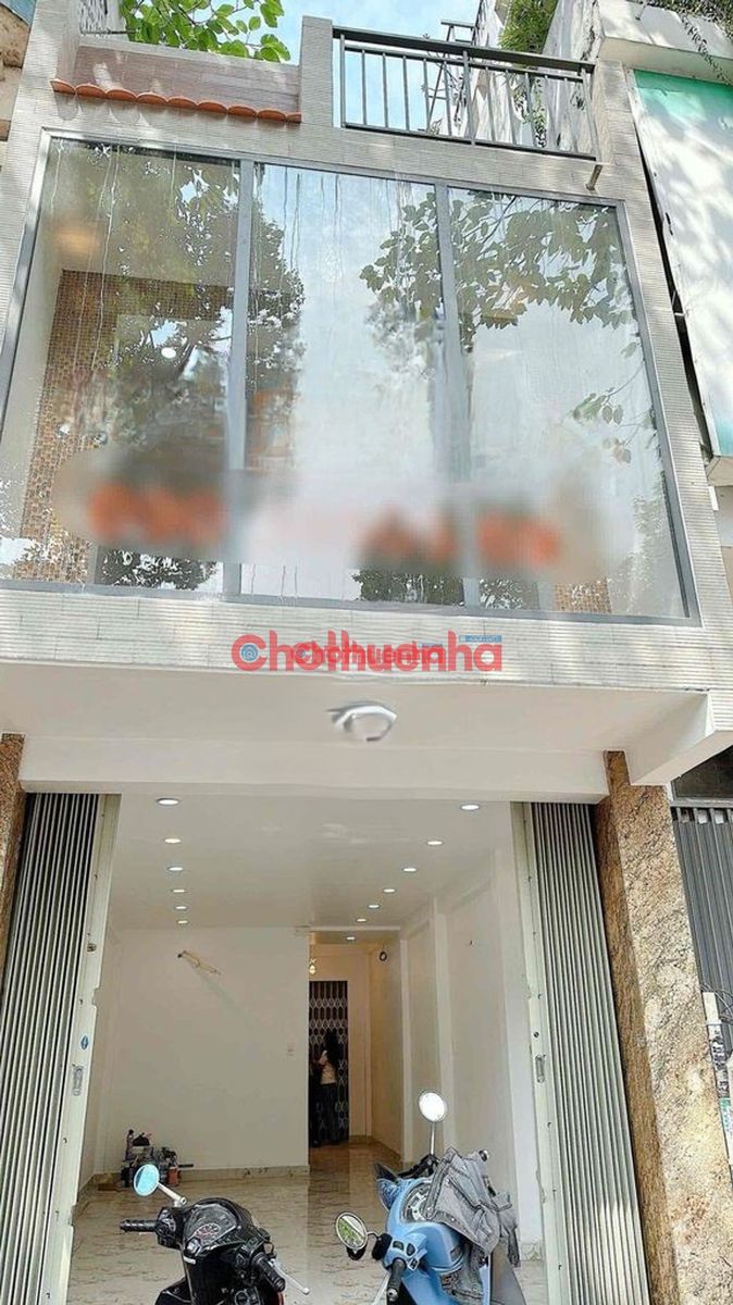 Cho thuê nhà mặt tiền  Đường 3/2, Phường 8, Quận 11.