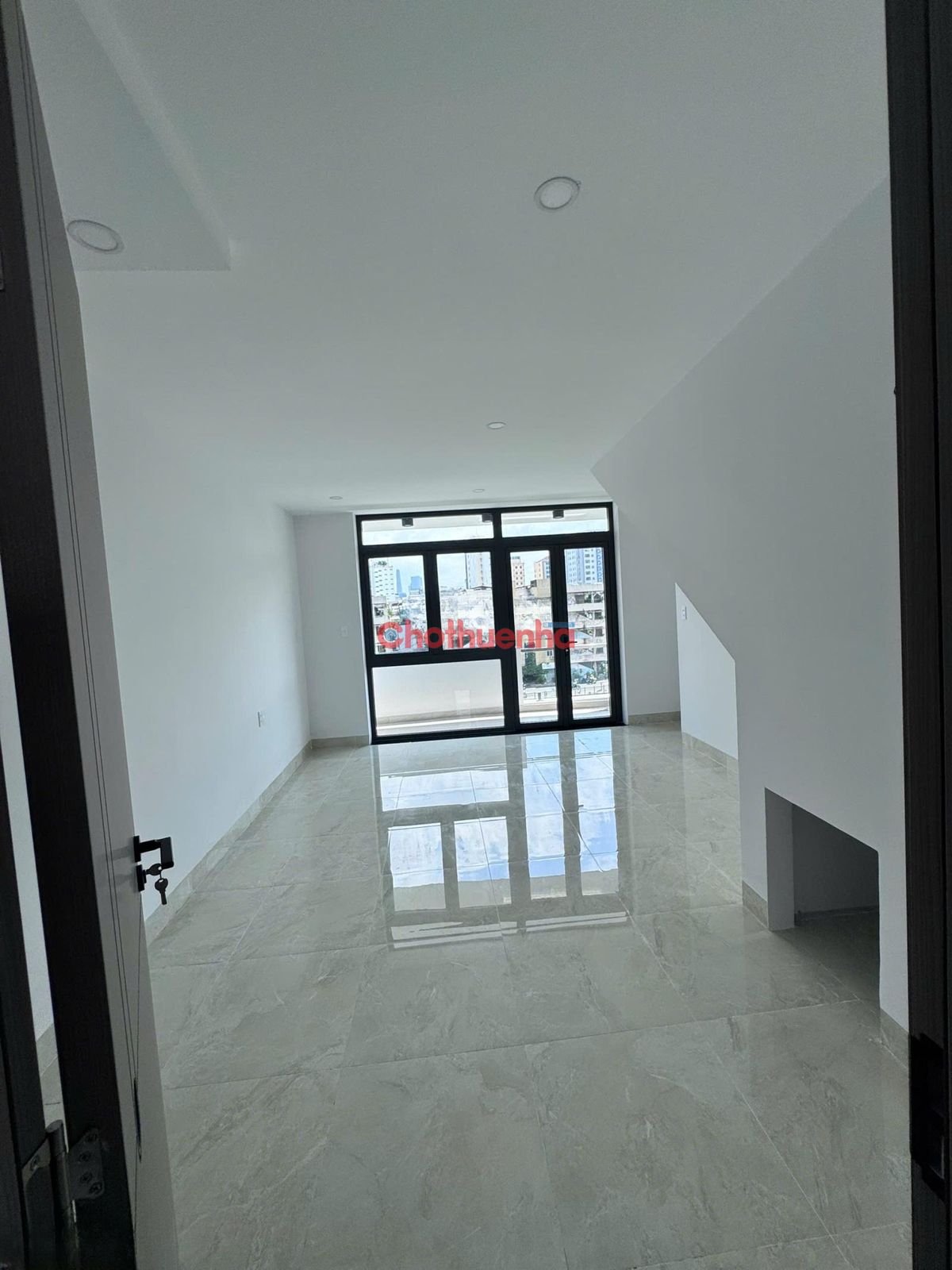 CHO THUÊ NHÀ MẶT TIỀN TRƯỜNG SA ĐOẠN 2 CHIỀU - NHÀ ĐANG XÂY DỰNG MỚI 100% TẠI QUẬN 3