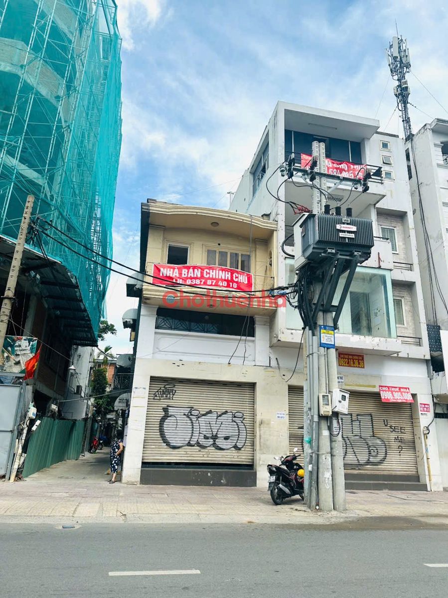 Cho thuê nhà nguyên căn mặt tiền đường Nguyễn Đình Chiểu,Quận 3. Ngang gần 5m