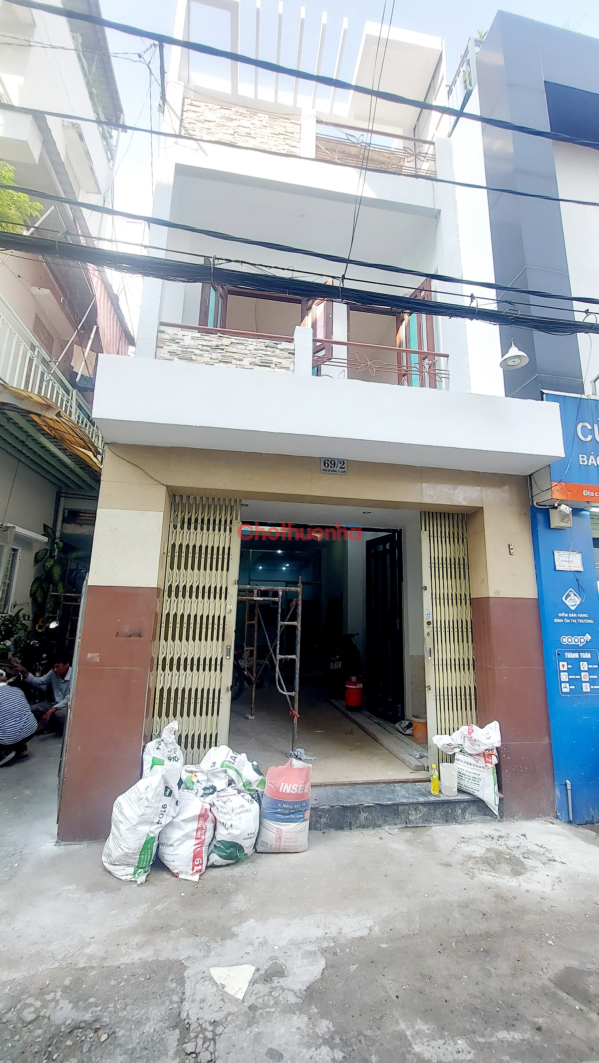 Cho thuê nhà nguyên căn đường mới sơn sửa 100% Trần Kế Xương, P7, Phú Nhuận.