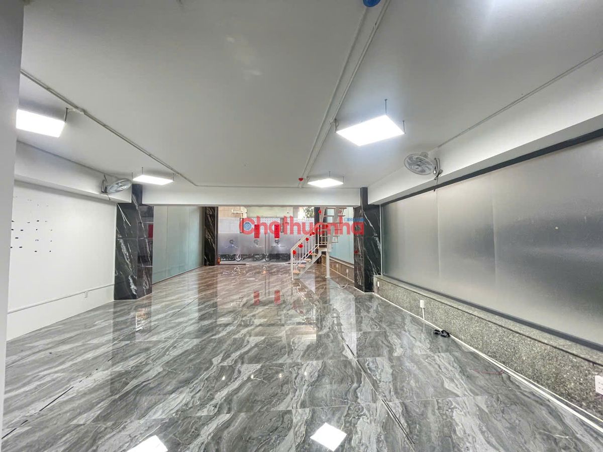 CHO THUÊ SÀN VĂN PHÒNG 220M2 - ĐƯỜNG NGUYỄN ĐÌNH CHIỂU, QUẬN 3