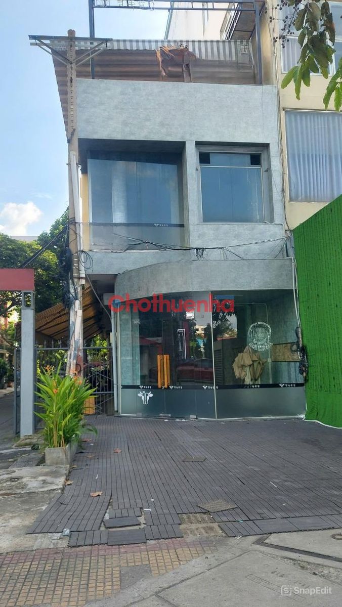 Cho thuê nhà căn góc - đường Cộng Hoà, Phường 4, Quận Tân Bình - phù hợp cafe, showroom