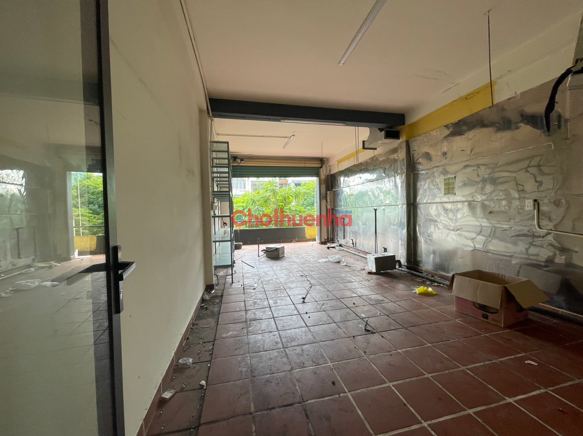 Cho thuê nhà mặt tiền đường Bàu Cát Đôi, phường 14, quận Tân Bình