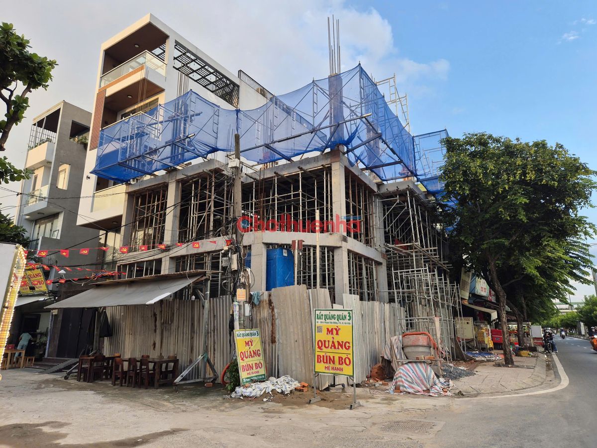 Cho thuê nhà diện tích 18x10 mét - Đoạn Gần Công Viên Gia Định, Quận Gò Vấp