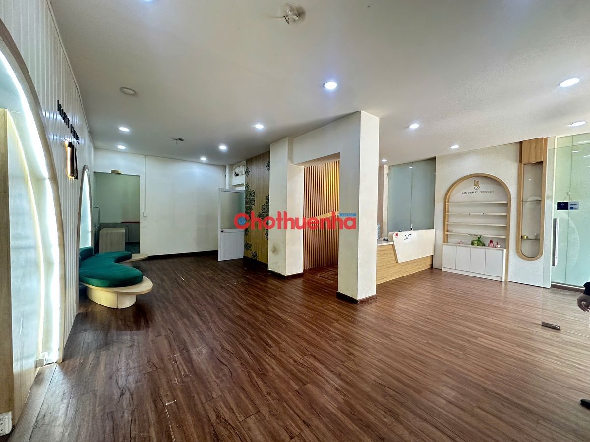 CHO THUÊ NHÀ NGUYÊN CĂN 1 TRỆT 3 LẦU, ĐƯỜNG HỒ BÁ KIỆN, QUẬN 10 - GIÁ 50 TRIỆU