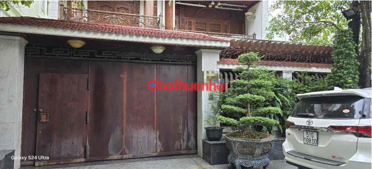 Cho Thuê Nhà nguyên căn Biệt Thự Tô Ký . Tân Chánh Hiệp . Quận 12