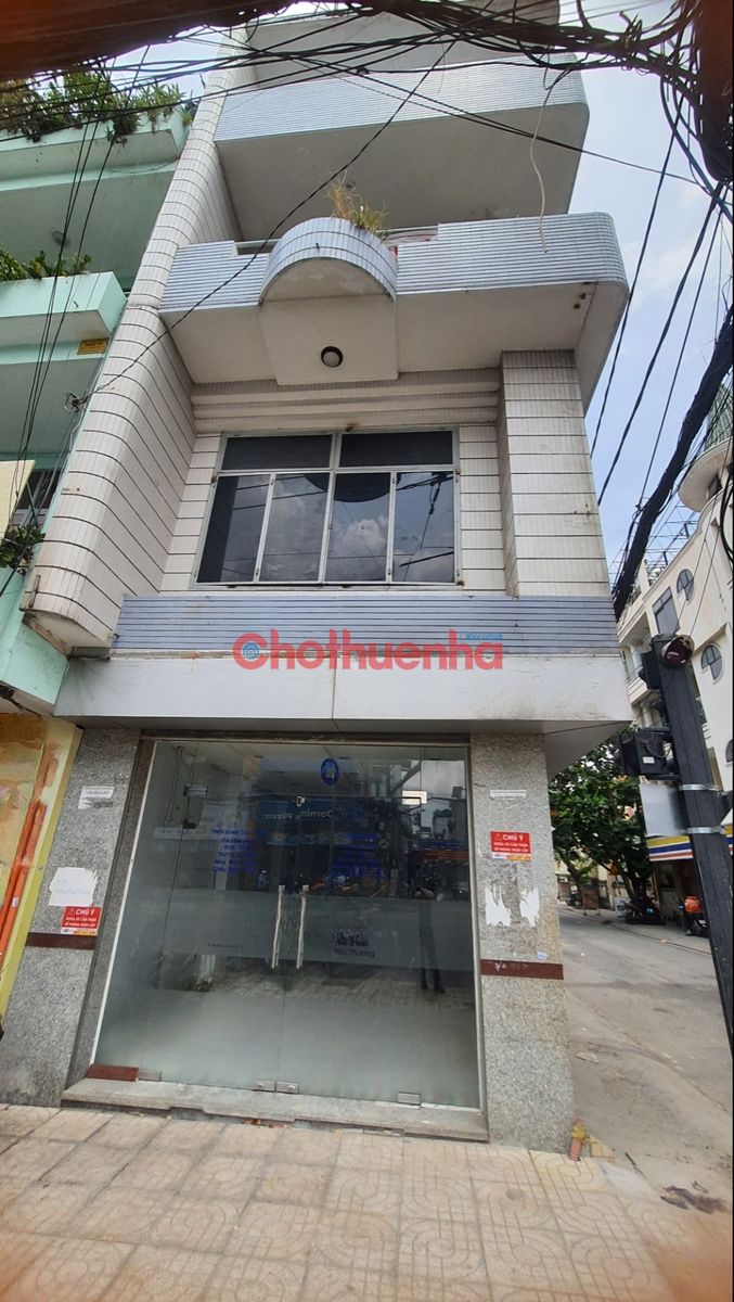 Cho thuê nhà góc 2 mặt tiền đường Đinh Bộ Lĩnh Phường 26 Quận Bình Thạnh - DT 4.2x20