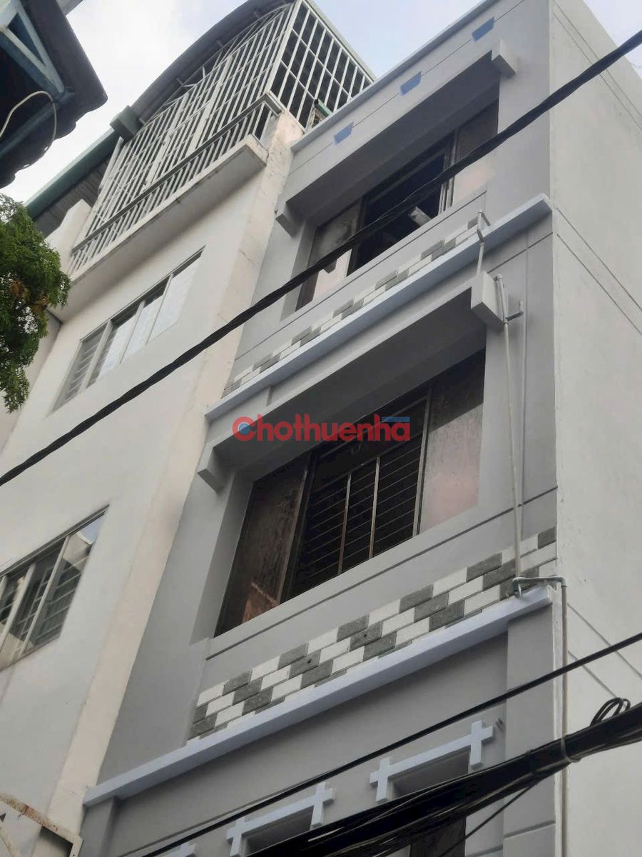 Cho thuê Nhà Nguyễn Tiểu La, Q10. 3 phòng 3wc. Giá 10 triệu