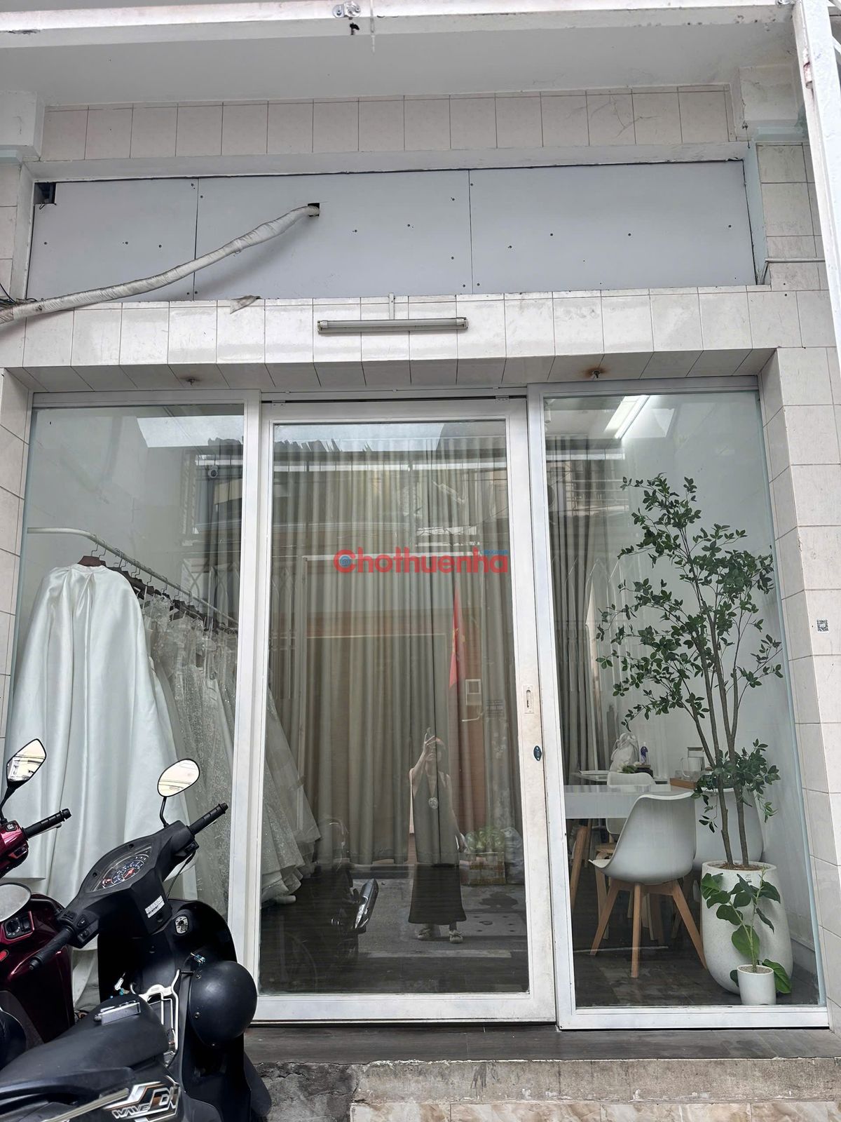 Nhà nguyên căn đường Cộng Hoà, Phường 13, Tân Bình