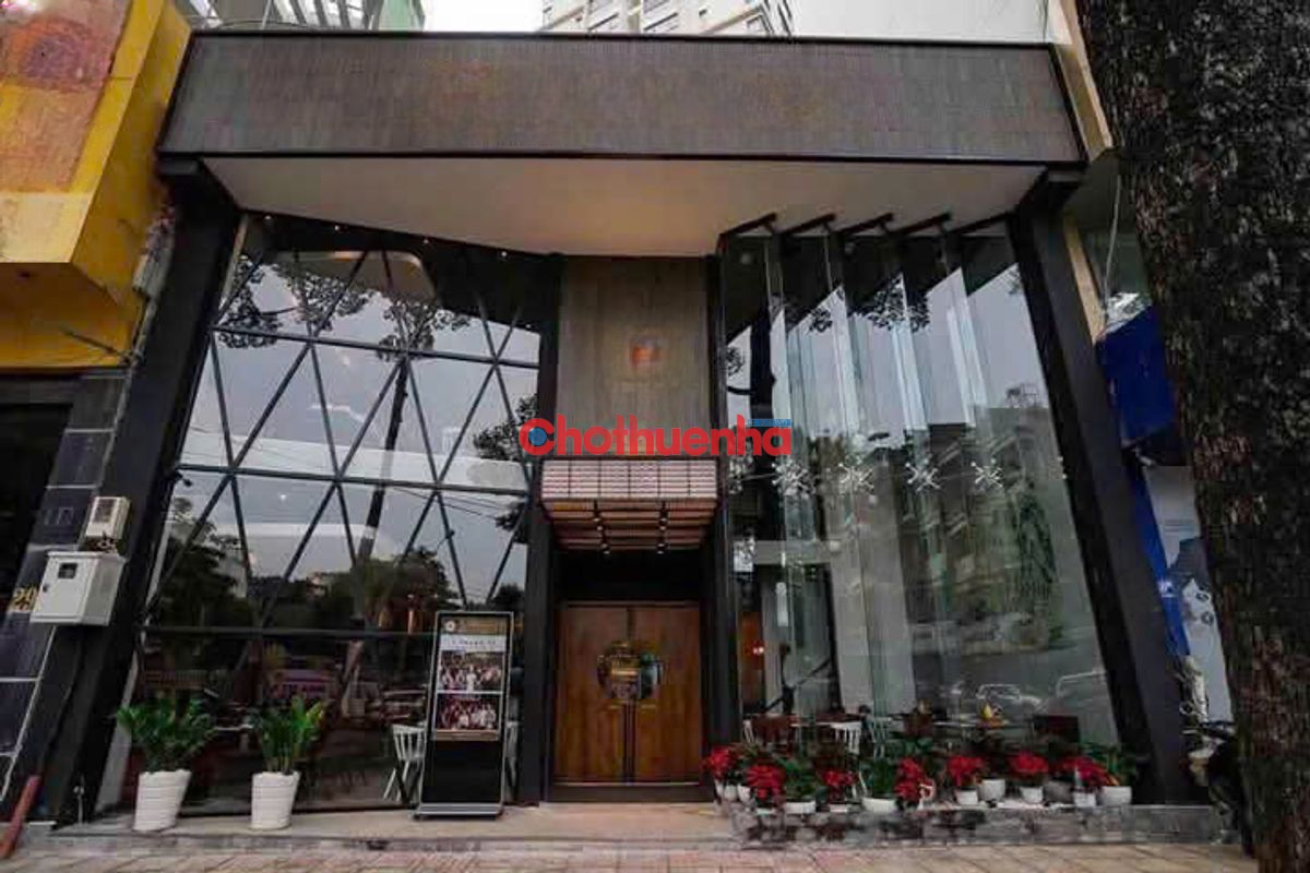 Cho thuê Nhà Mặt tiền An Dương Vương, P4, Q5 (11x21m) 1 Trệt 1 Lầu