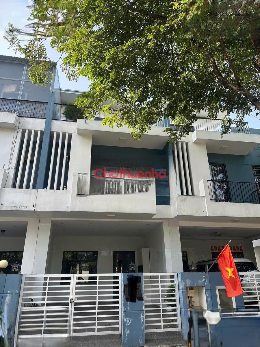 Cho thuê nhà mặt tiền đường số 6, Phường Tam Phú, Thủ Đức