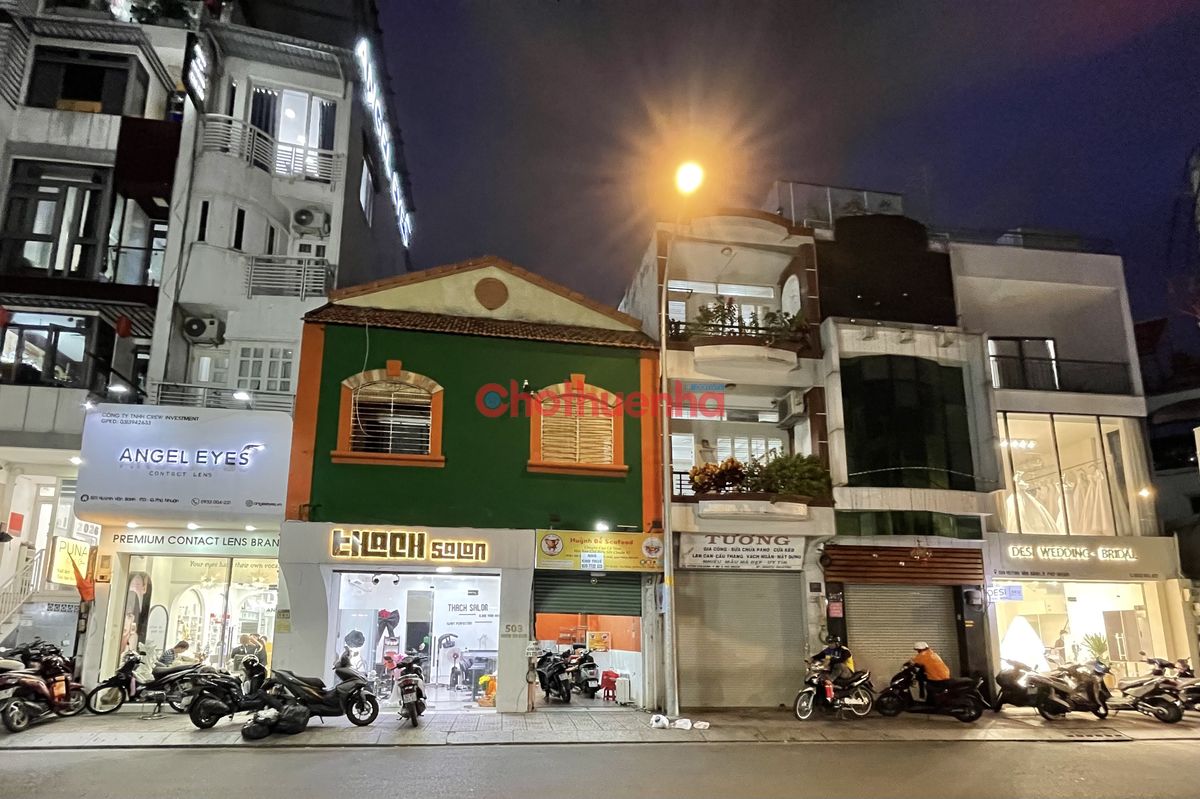 Cho thuê  MB Huỳnh Văn Bánh, Phường 13, Quận Phú Nhuận. 3,3 x12m