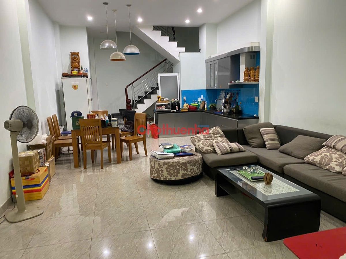 Cho thuê nhà 1 trệt 2 lầu- DT ngang 5m - Đường Võ Thị Sáu, Quận 1 - Giá chỉ 25 triệu