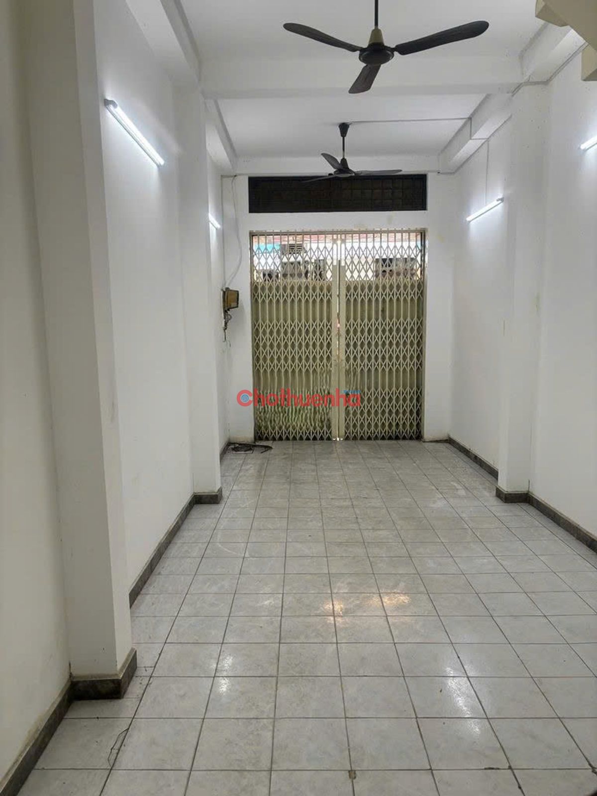 Cho thuê nhà mặt tiền Lương Nhữ Học, Phường 11, Quận 5. 5 Tầng