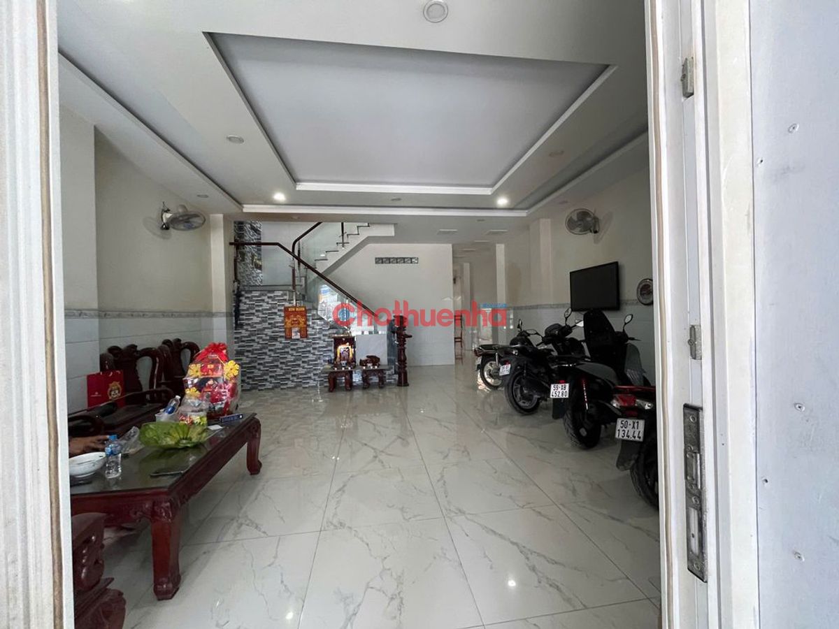 Cho thuê nhà mặt tiền đường  Lò Lu.P.Trường Thạnh, Quận Thủ Đức.