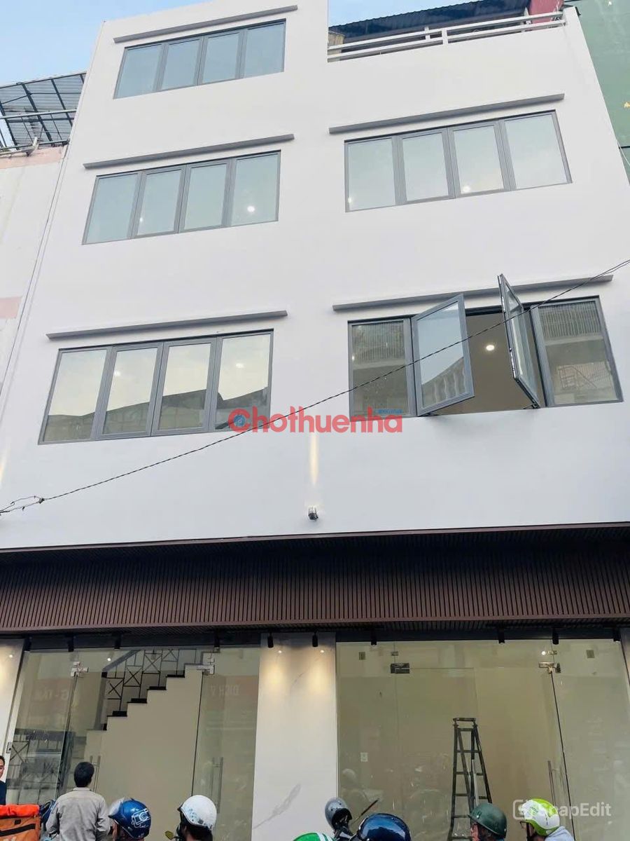 Cho thuê nhà - mặt tiền út tịch phường 4 tân bình - Ngang 8.5m x6m - 1 trệt 3 lầu 
