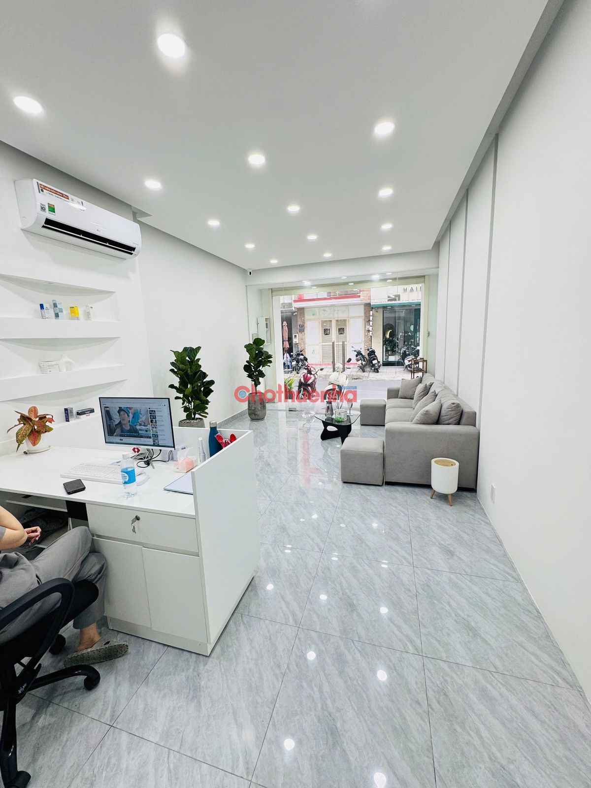 CHO THUÊ MẶT BẰNG HOA LAN, QUẬN PHÚ NHUẬN. CHỈ 15TR