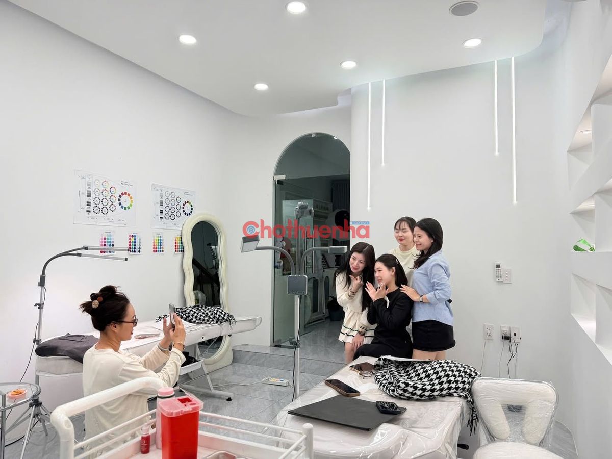 CHO THUÊ MẶT BẰNG HOA LAN, QUẬN PHÚ NHUẬN. CHỈ 15TR