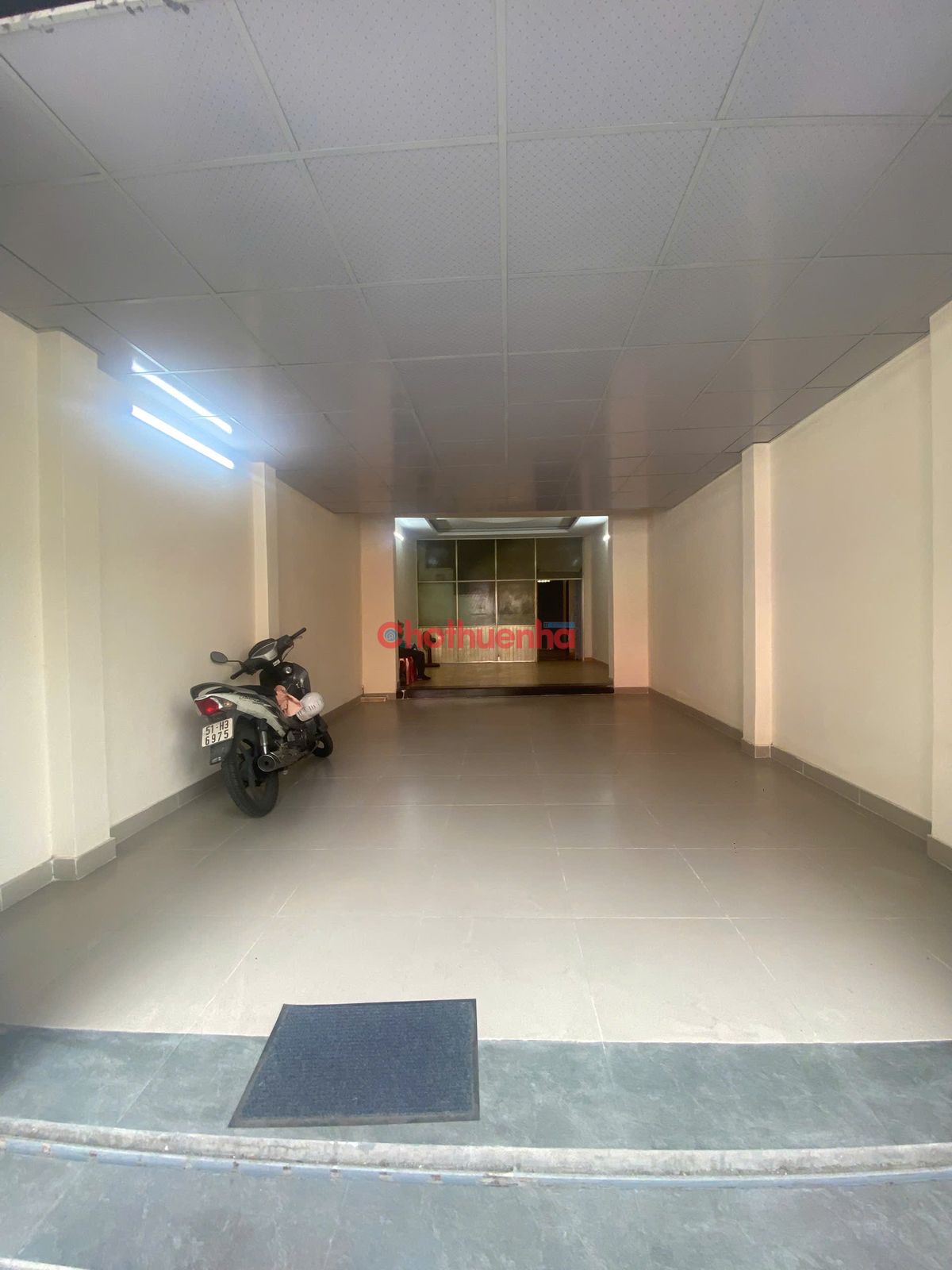 Cho thuê nhà Lạc Long Quân, Phường 10, Quận Tân Bình