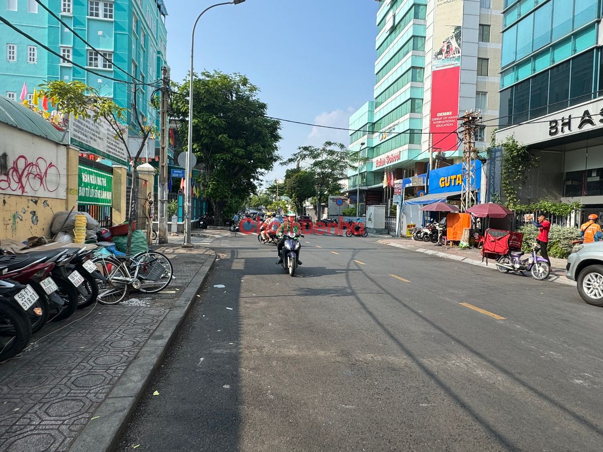 CHO THUÊ NHÀ MẶT TIỀN PHƯỜNG TÂN ĐỊNH, QUẬN 1