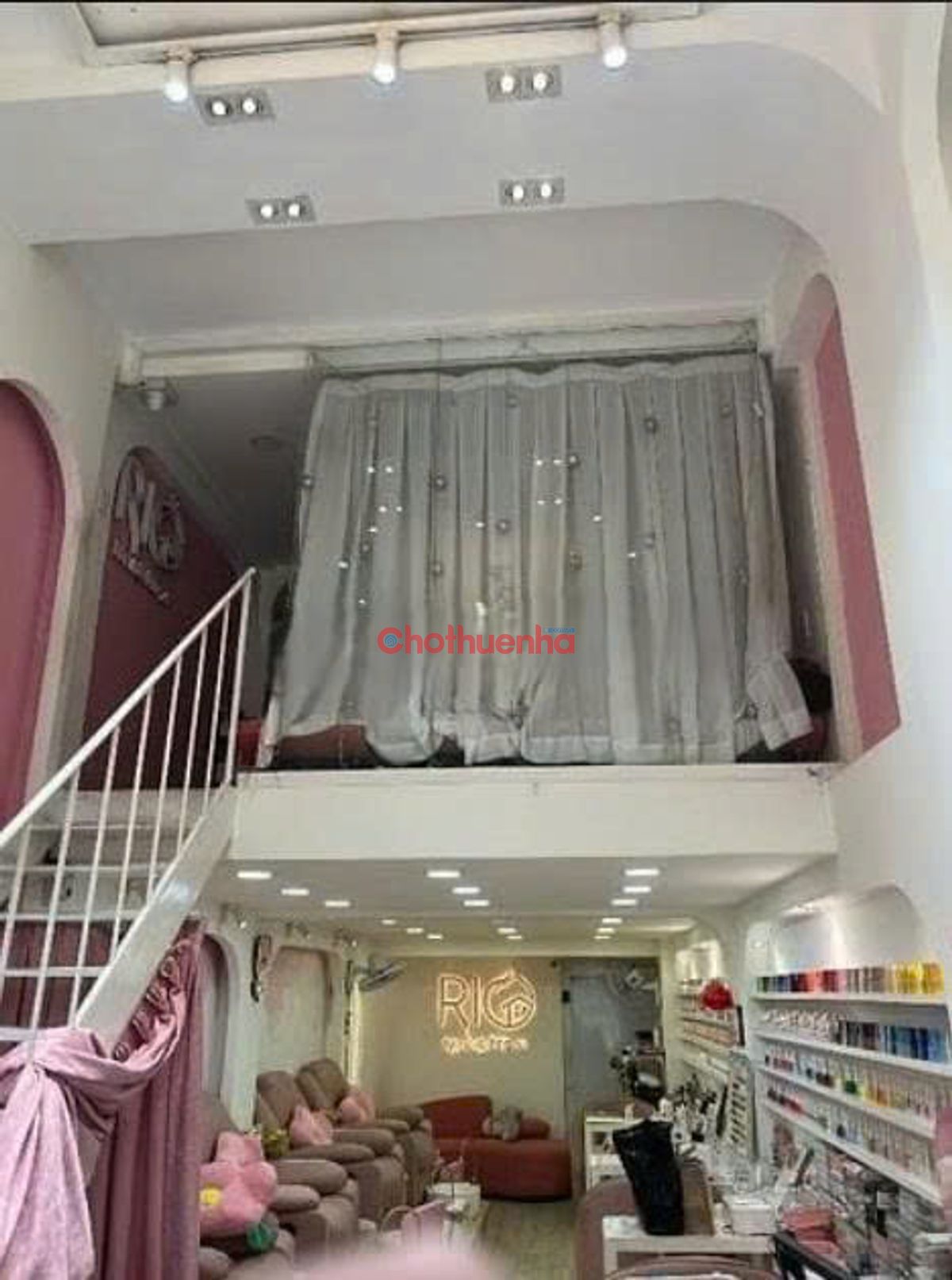 CHO THUÊ MẶT TIỀN KINH DOANH - CÁCH MẠNG THÁNG 8 - QUẬN 1