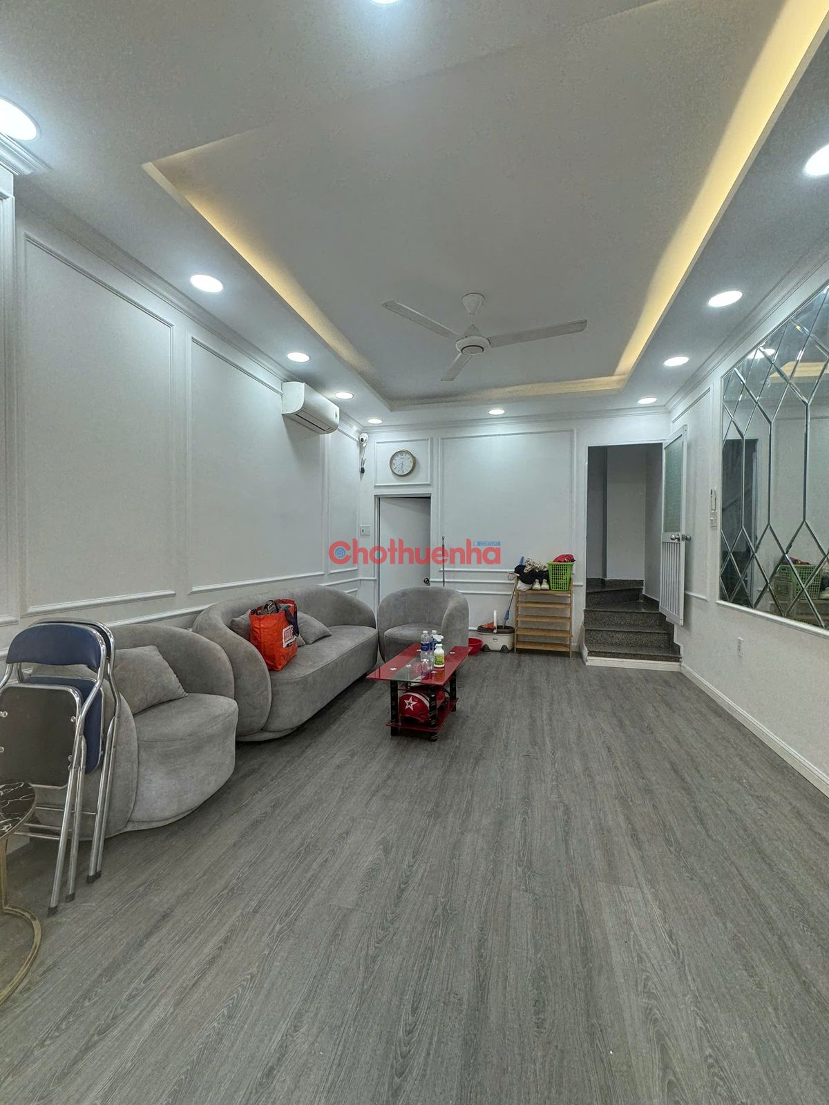 Cho thuê nhà đường Nhất Chi Mai, Quận Tân Bình. Ngay E-Town khu vực văn phòng giá rẻ chỉ 15 triệu/tháng.