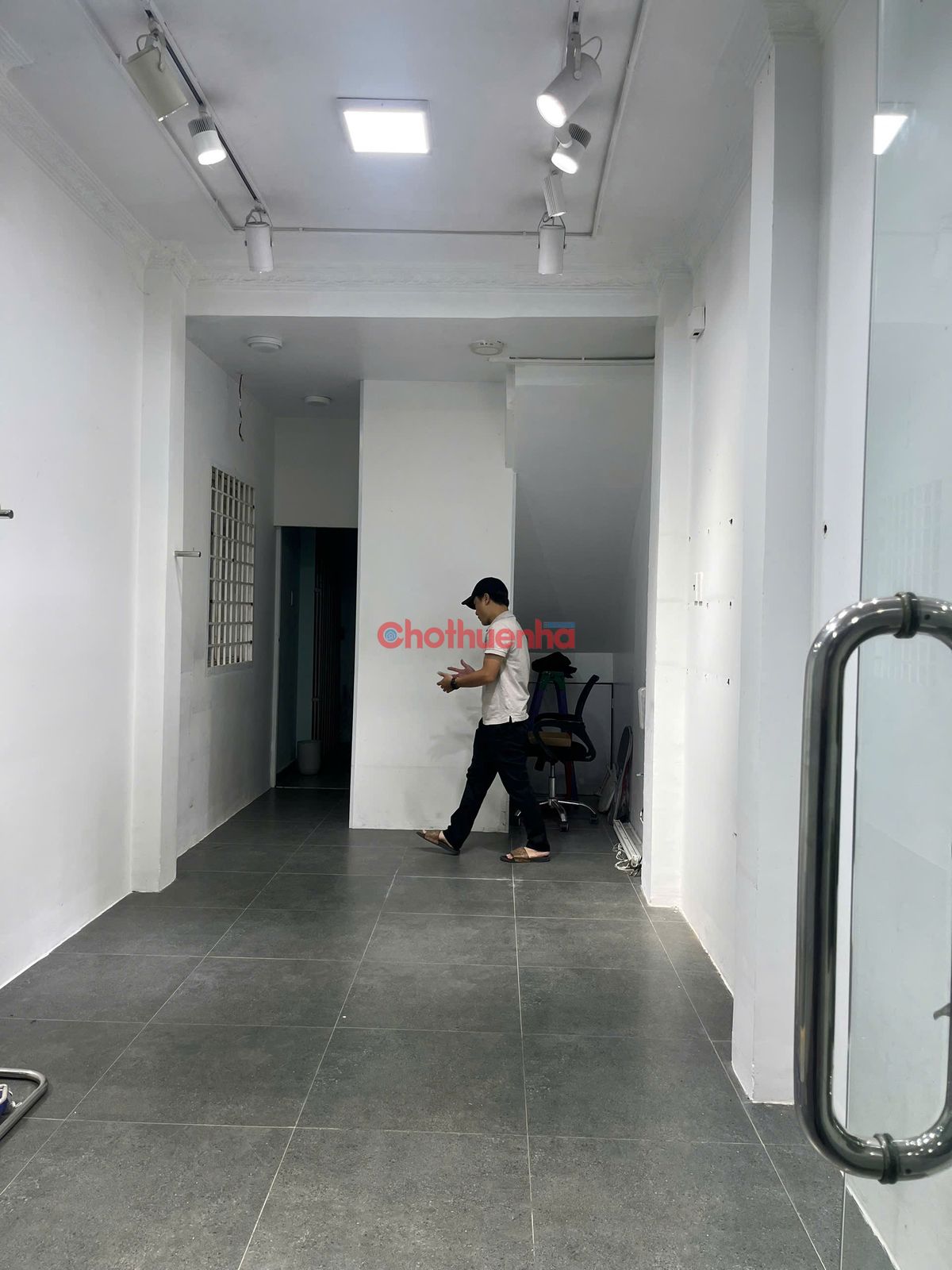 CHO THUÊ NHÀ 1 TRỆT 1 LẦU HẺM XE HƠI TRẦN QUANG DIỆU QUẬN 3