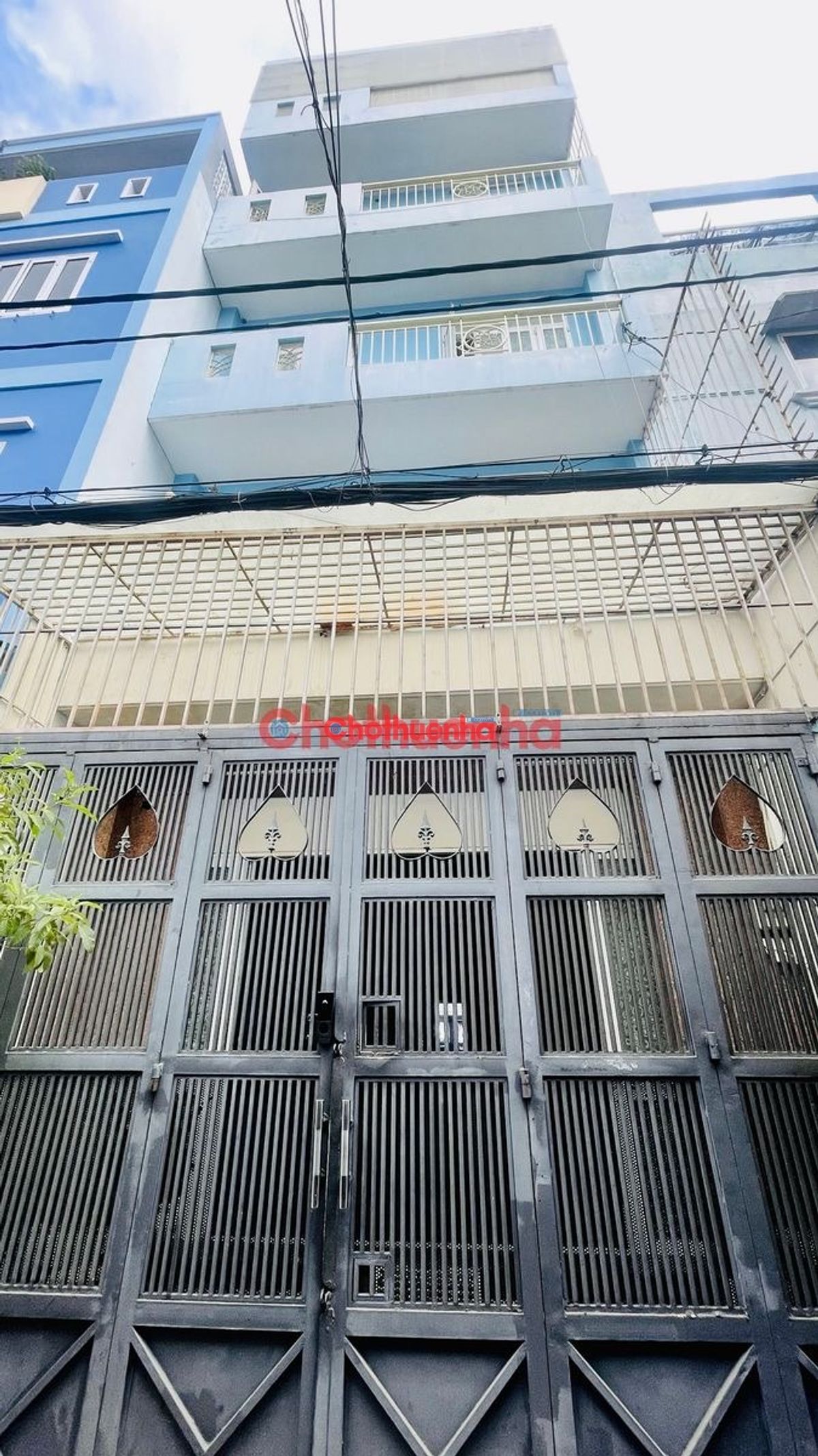 Cho thuê nhà nguyên căn đường Nguyễn Tri Phương, Quận 10 - ngang 5.4m - trống suốt 