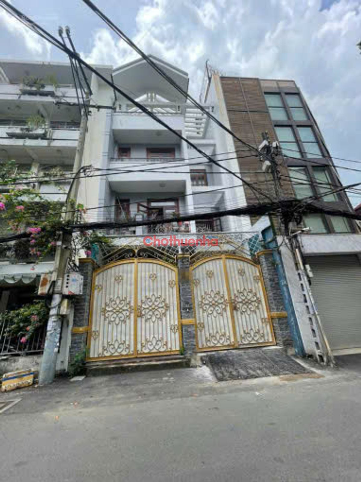 Cho thuê nhà mặt tiền đường Võ Văn Tần, Phường 3, Quận 3