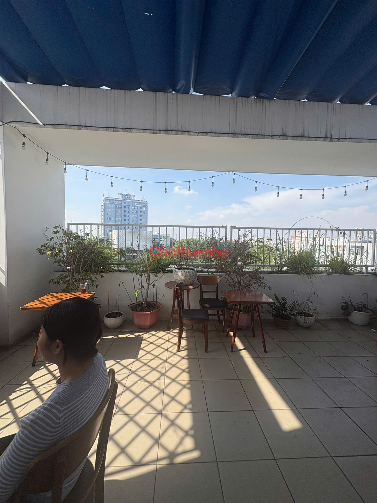 Sang quán Cà Phê Style nhẹ nhàng, lịch sự MT Đồng Nai, Phường 15, Quận 10.