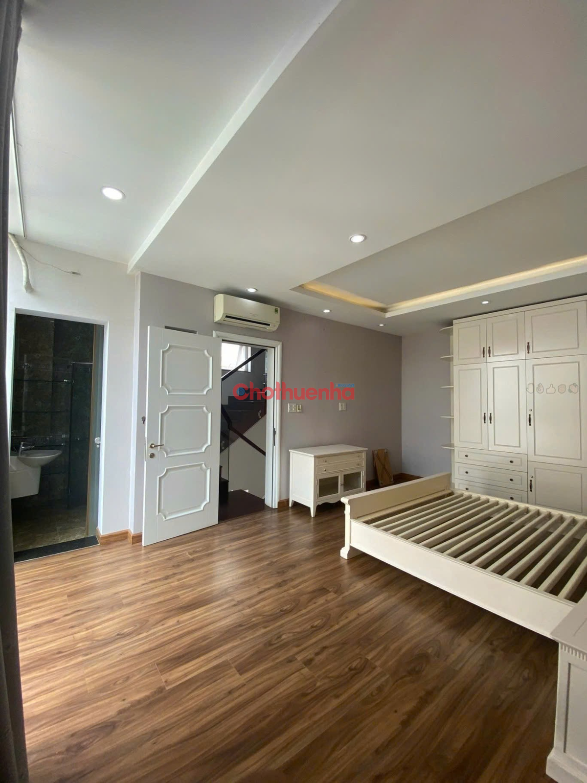 Cho thuê nhà Full nội thất Hoà Mỹ, Phường Đakao, Quận 1