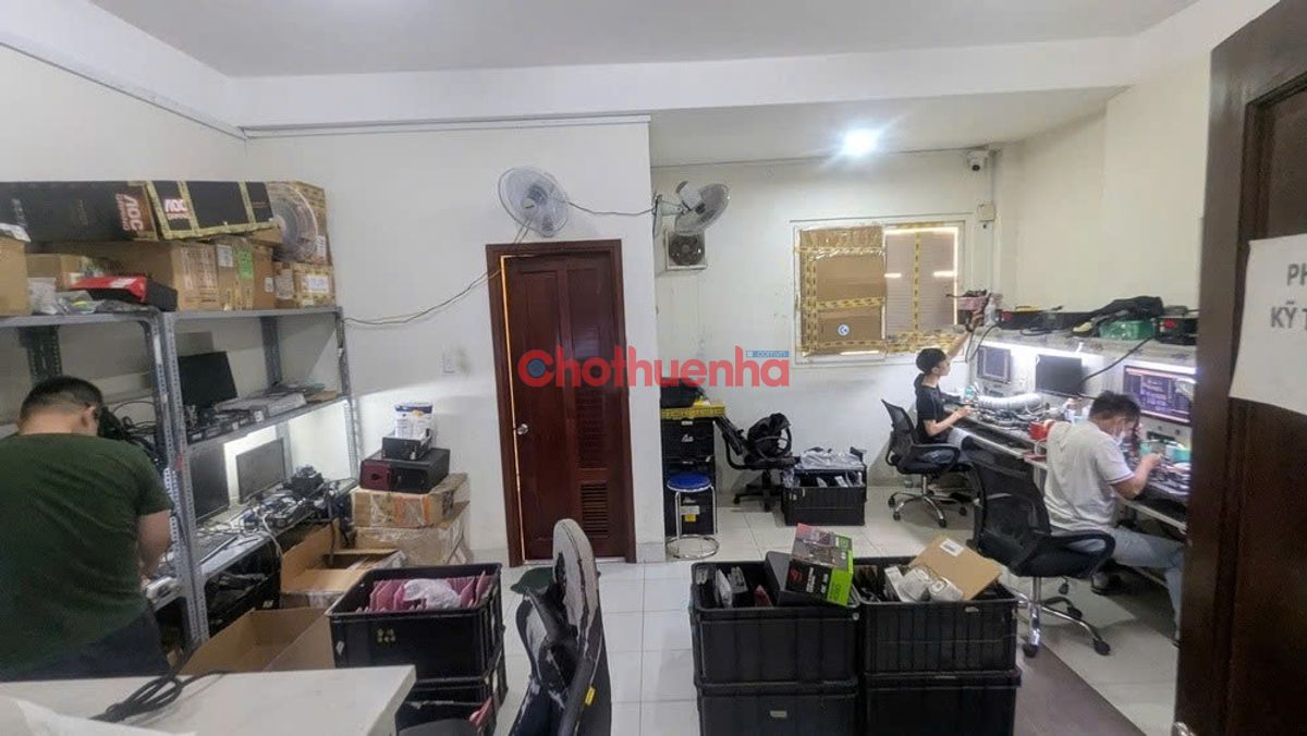 CHO THUÊ NHÀ NGUYÊN CĂN - CÁCH MẠNG THÁNG 8, QUẬN 3 - Ngang 6 x Dài 20m - Trệt, 3 lầu 