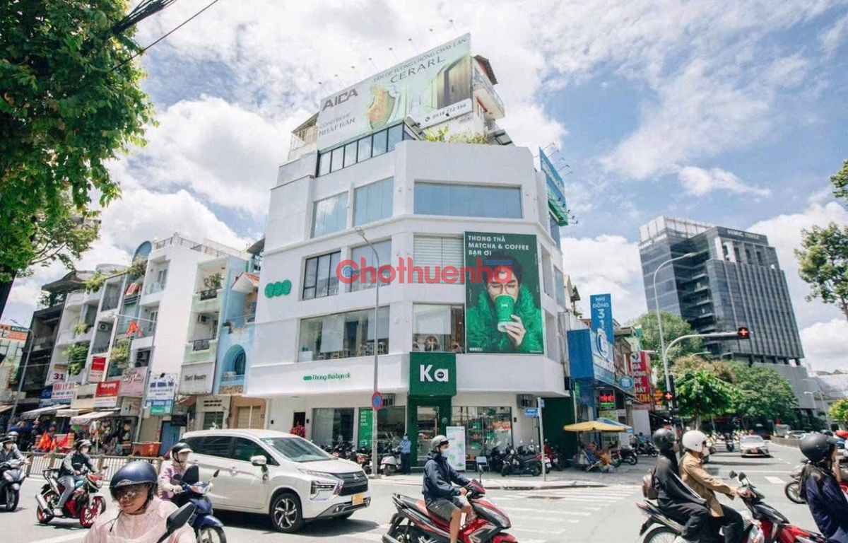 CHO THUÊ CĂN GÓC 2 MẶT TIỀN 236 ĐINH TIÊN HOÀNG, ĐAKAO, QUẬN 1 - TRỆT, 3 LẦU