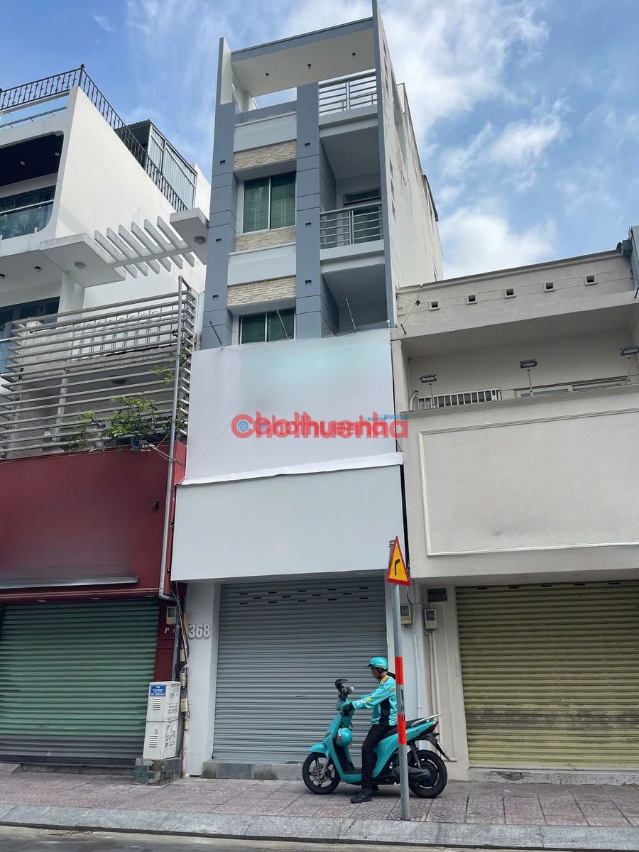Cho thuê Huỳnh Văn Bánh, Phường 14, Quận Phú Nhuận. 8 phòng CHDV