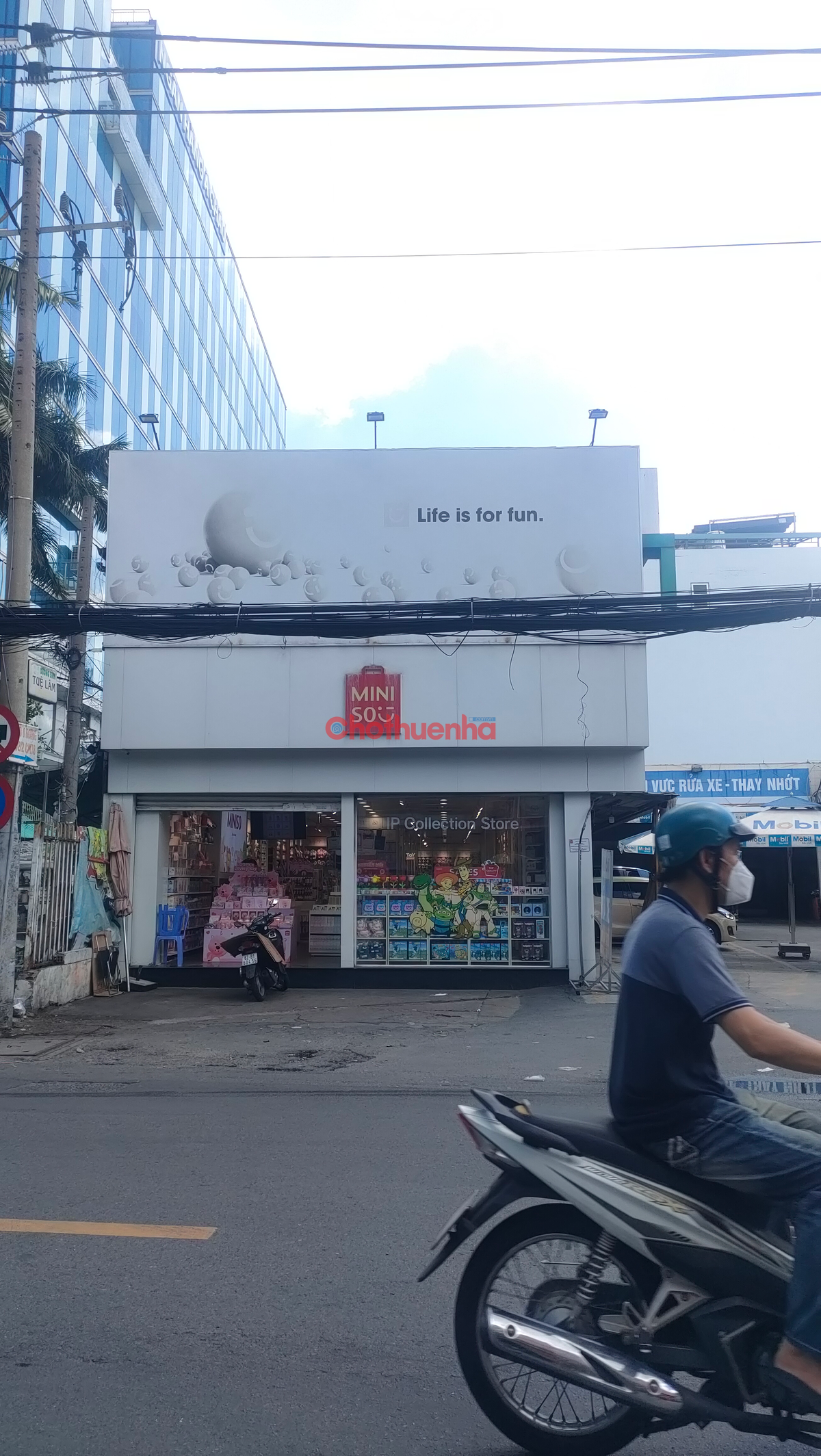 Cho thuê nhà Mặt tiền đường Cách mạng tháng 8 quận 3 - Ngang 7m DT sàn >200m2