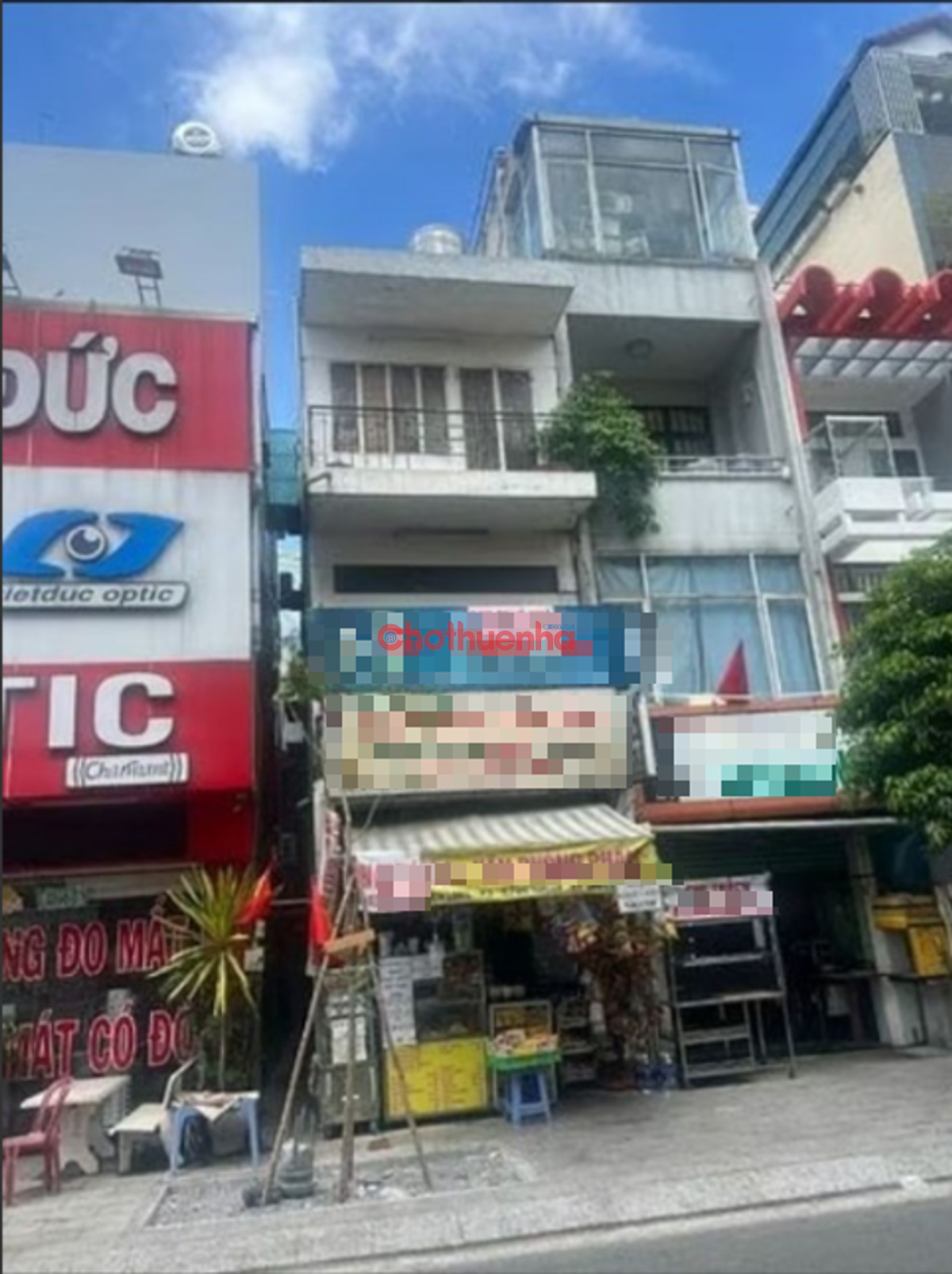 Mặt tiền đường Phan Xích Long, Phường 3, Phú Nhuận