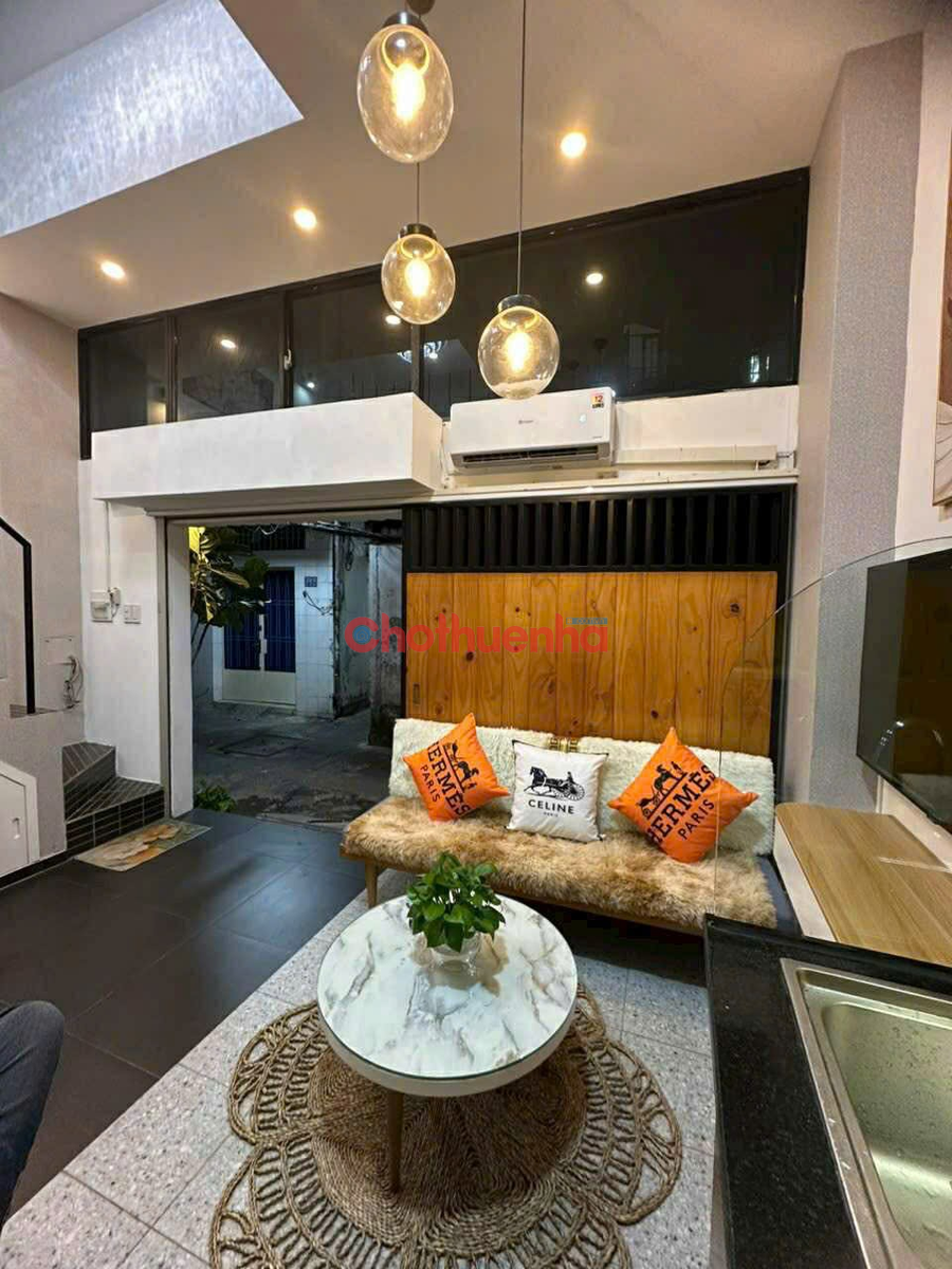 Cho thuê nhà nguyên căn đường Cầm Bá Thước, Phường, quận Phú Nhuận- full nội thất