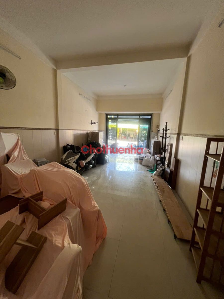 Cho thuê nhà mặt tiền Bàu Cát 4, Phường 14, Tân Bình - ngang 4m dài 20m