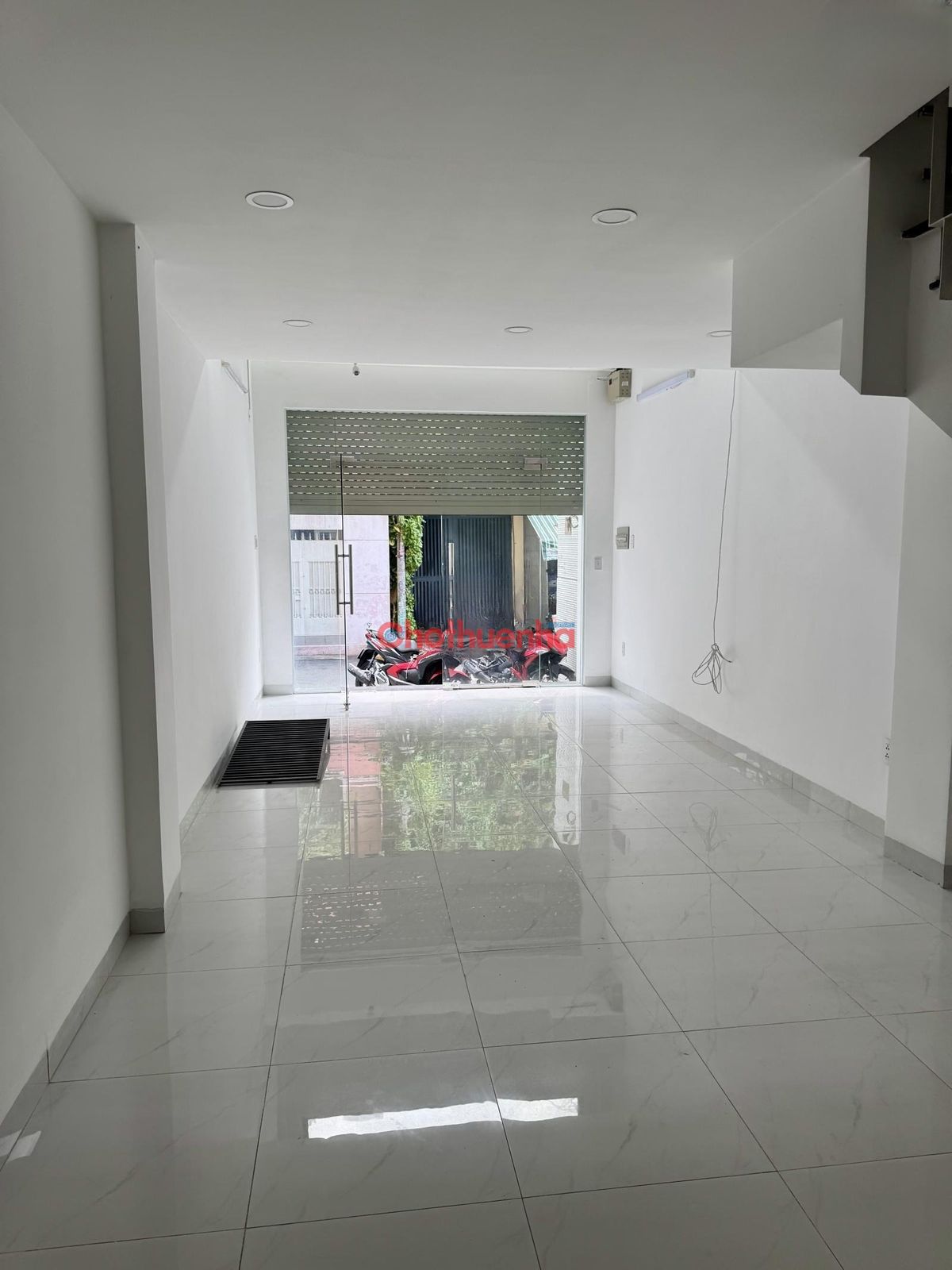 Cho thuê nhà nguyên căn đường Nguyễn Văn Thương, Phường 25, Bình Thạnh.